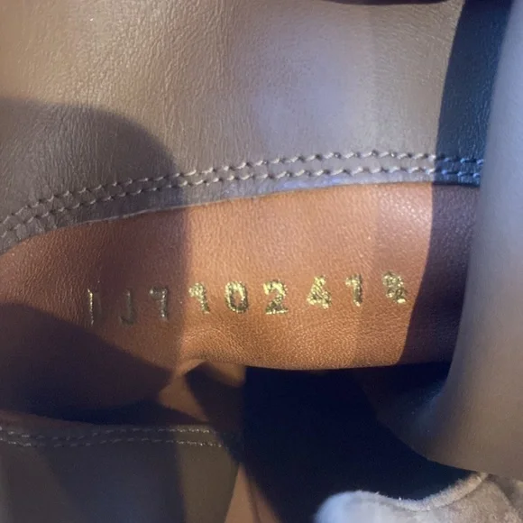 Valentino tan suede Rockstud booties sz. 41.5 - Picture 11 of 14